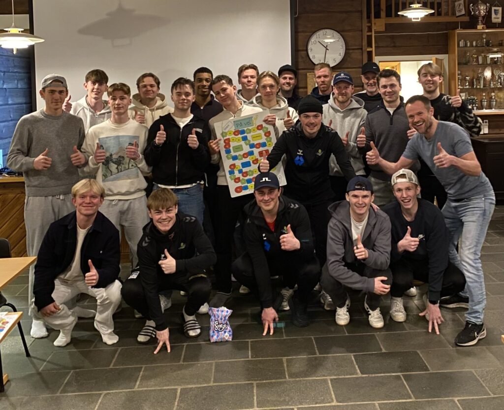 relasjonssamling hareid fotball.jpg
